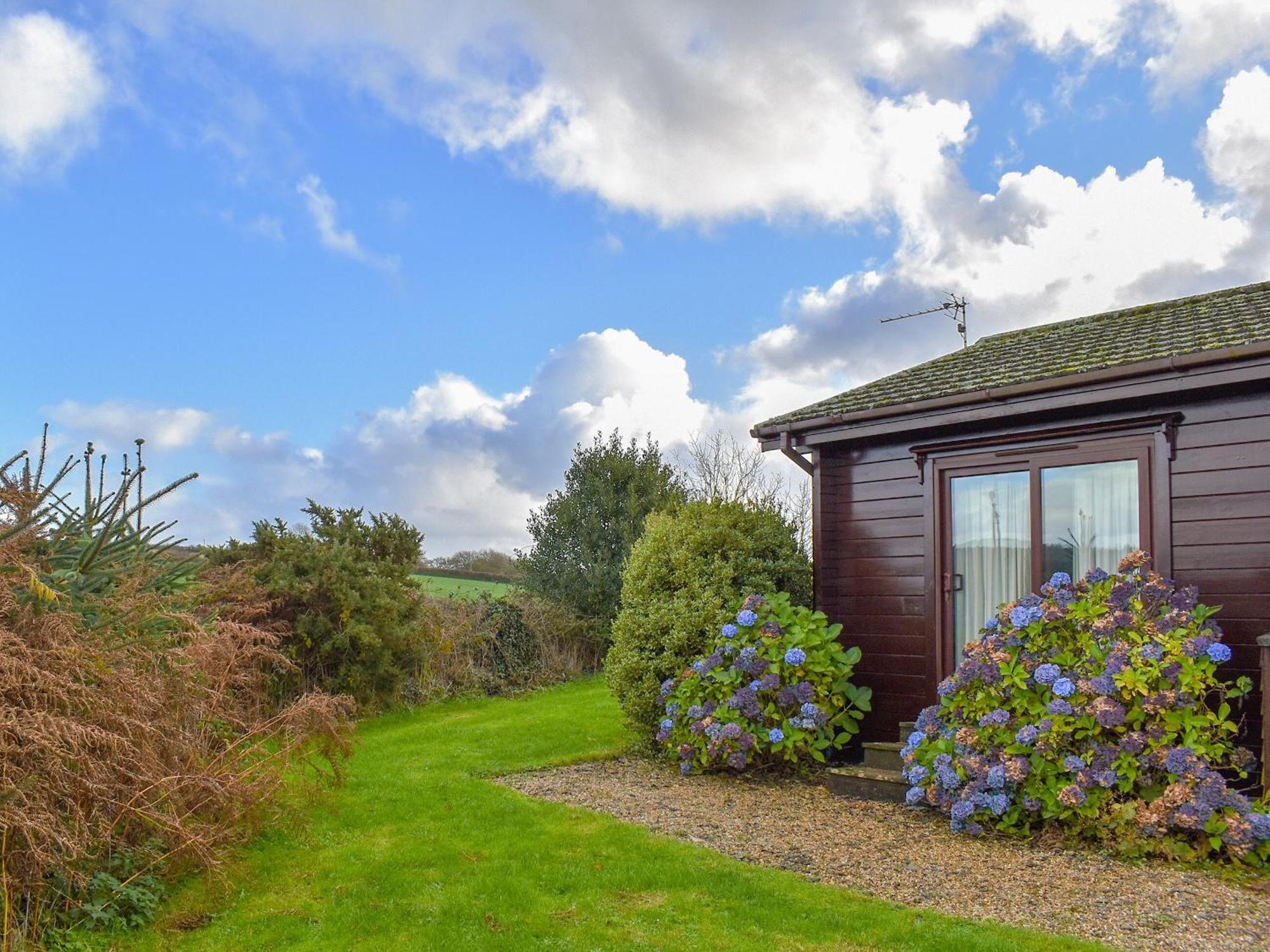 Jasmine Lodge Woolfardisworthy  エクステリア 写真